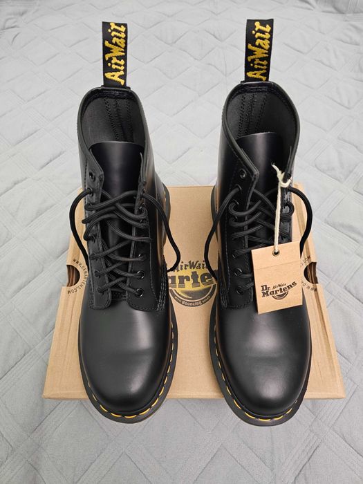 Оригинальные ботинки Dr. Martens 1460 Smooth Leather из гладкой кожи