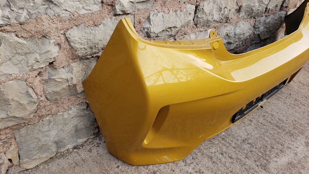 bronq/broni zadna Mitsubishi Space star 2020-25g.