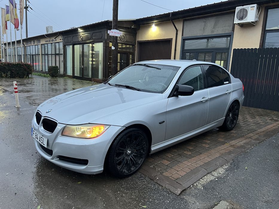 Bmw E90 / 2.0D 116 CP/ anul 2010 facelift/ impecabil / Accept Variante