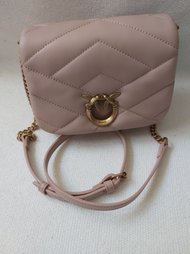 Чанта Pinko click puff nappa