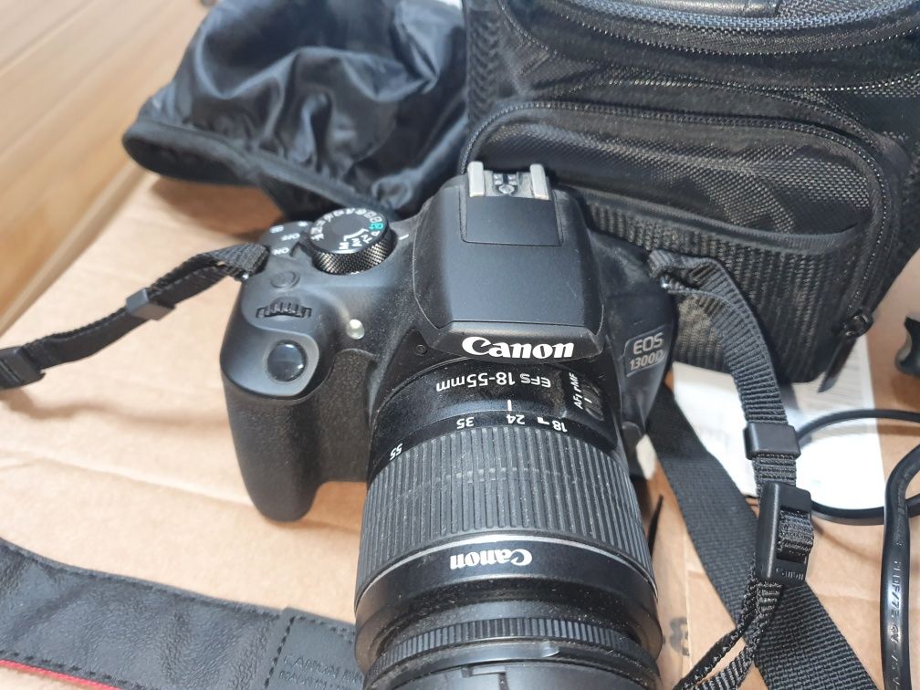 Фотоапарат Canon EOS 1300D