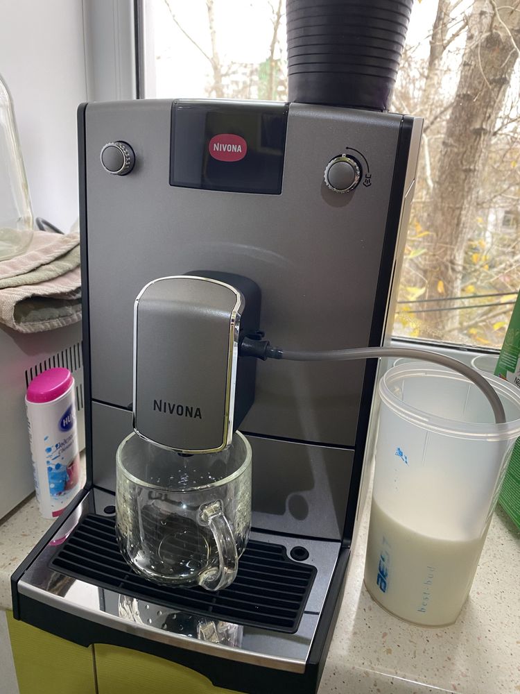Срочно премиум автоматическая кофемашина Nivona NICR 695