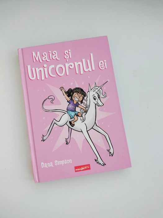 Maia și Unicornul ei – carte magică, ca nouă, super preț!