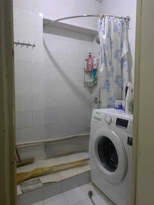 Yu  Продаётся 6комн передел в 5 комнатную 139,5м2 квартира Сергели-8