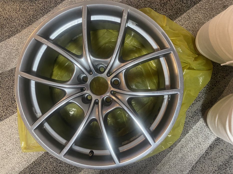 Vând 1 bucata janta BMW R 20