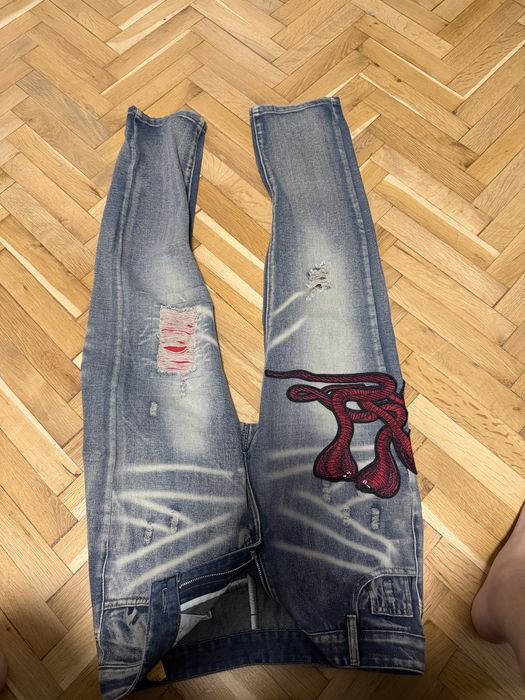 Продавам дънки amiri slim fit