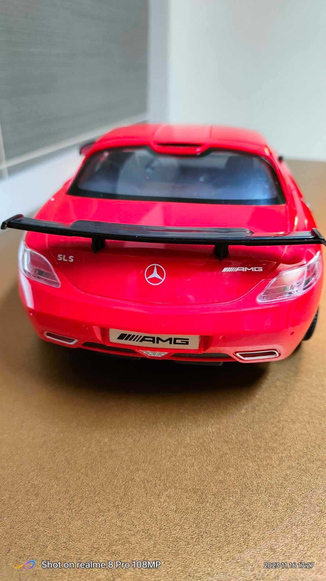 Machetă mașinuță jucarie Mercedes 33 x 14 cm. plastic