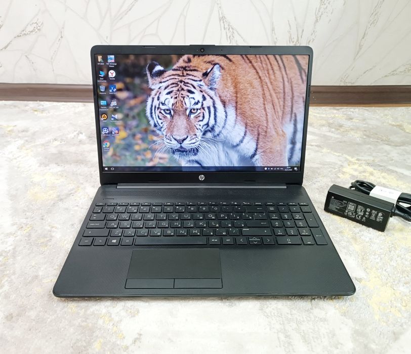 Ноутбук HP, Дёшево Современный.