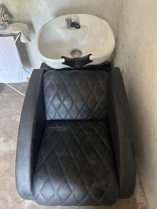 Измивен фризьорски стол