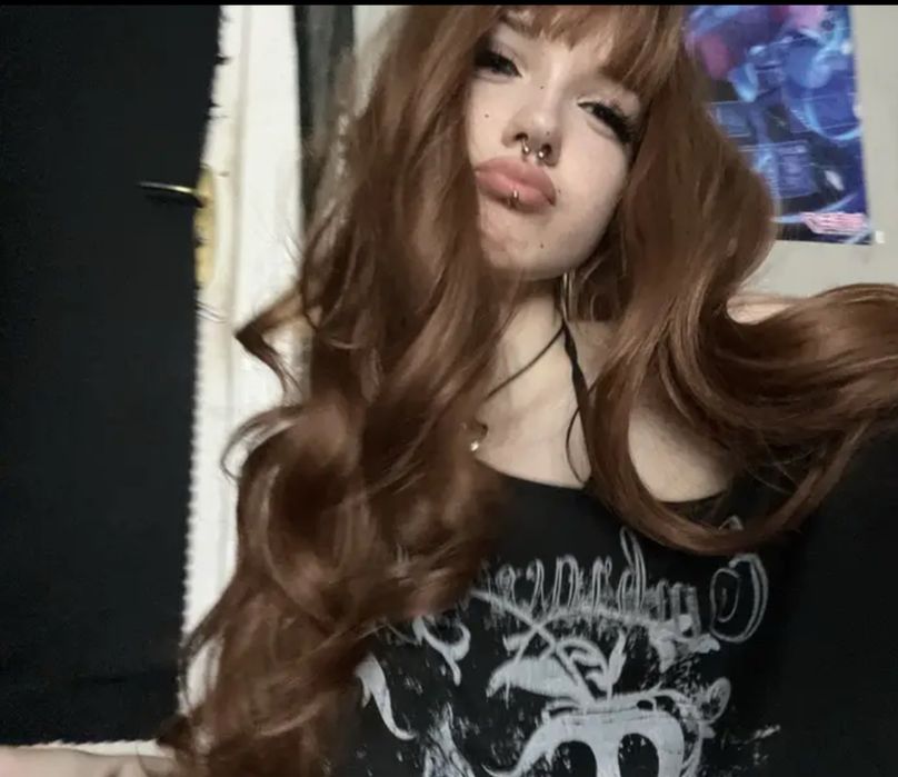 Лусзони  кестеняви перуки