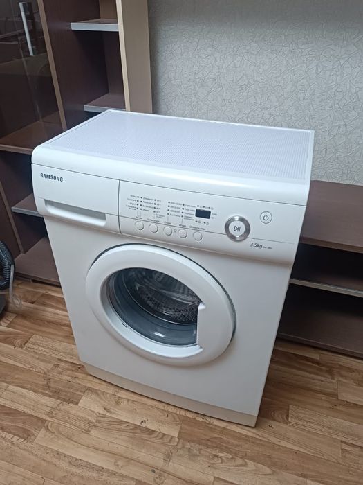 Стиральная  машинка автомат  3.5кг