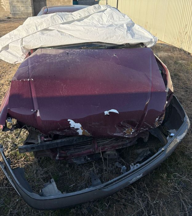 Продам машину в авариином состояний