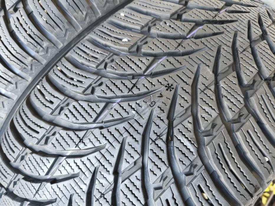 235/55/17" 4бр Nokian wr suv4,dot2920,7mm