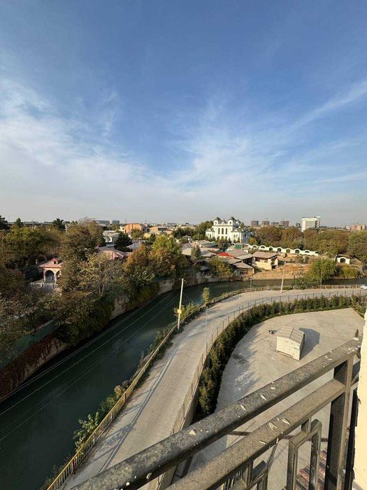 Чоштепа 1бекатни ропарасида 2 хонали уй таийор кадастрли сотилади