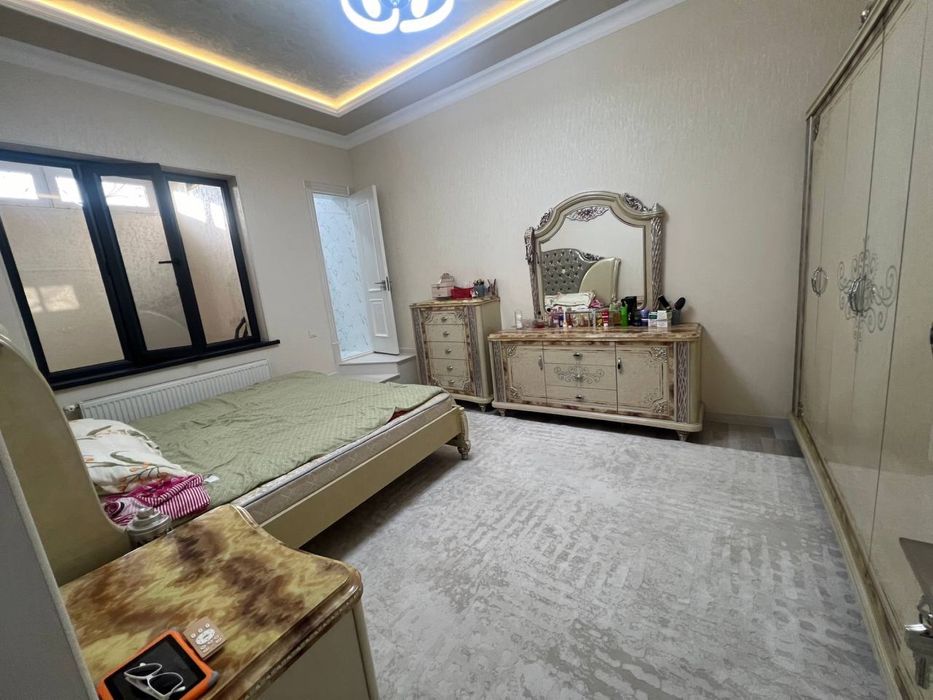 Учкахрамон постдан 4 км кирганда Обод махалла 3 сотих тайёр уй