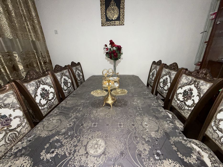 Сотилади стол стул