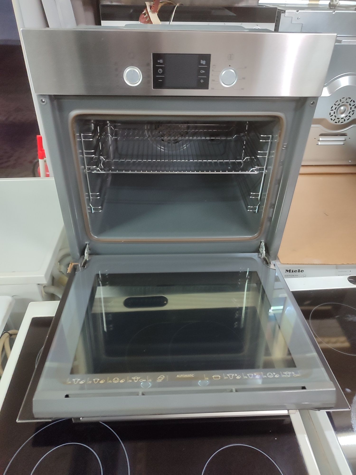 Фурна Bosch HBA34B550 - 10Функци + 10 автоматични програми.