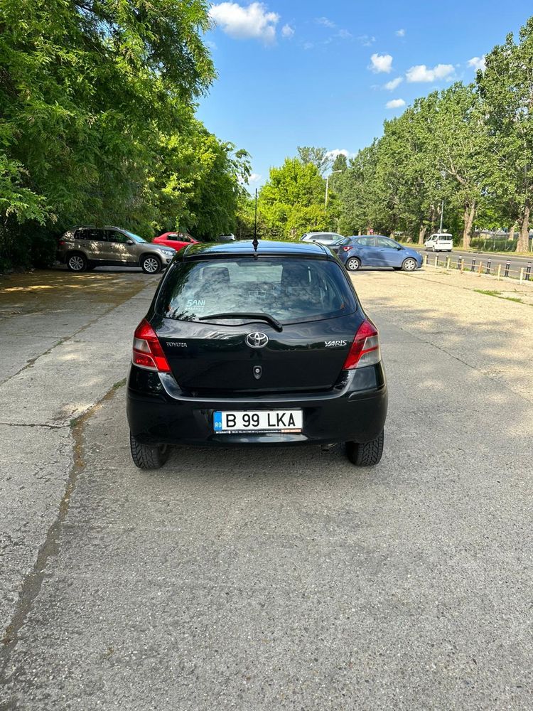 De vanzare Toyota yaris 1.4 diesel,2011