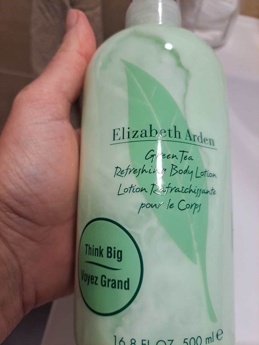 Crema de corp elisabeth arden