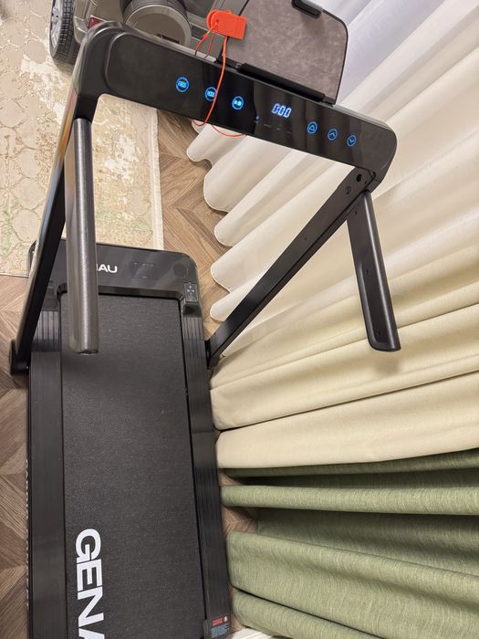 Продам беговую дорожку