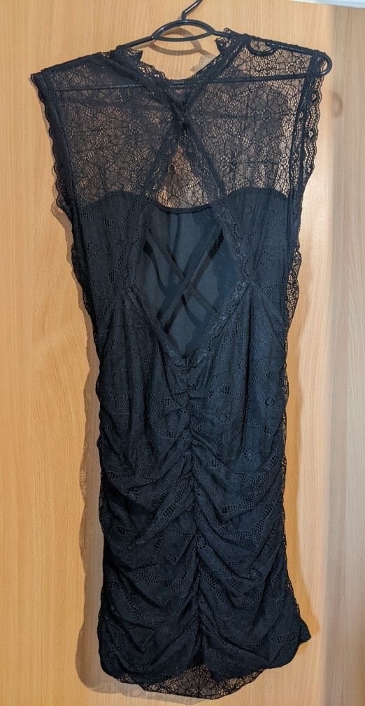 Rochie neagra gotica, panza de paianjen