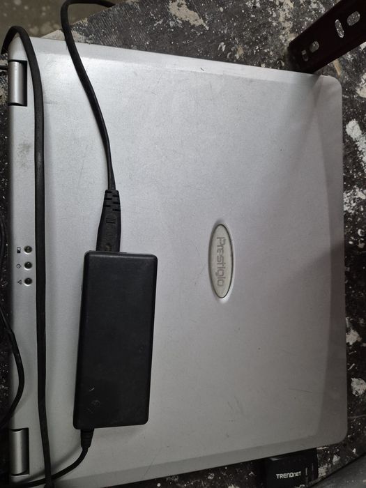 Laptop "prestigio"