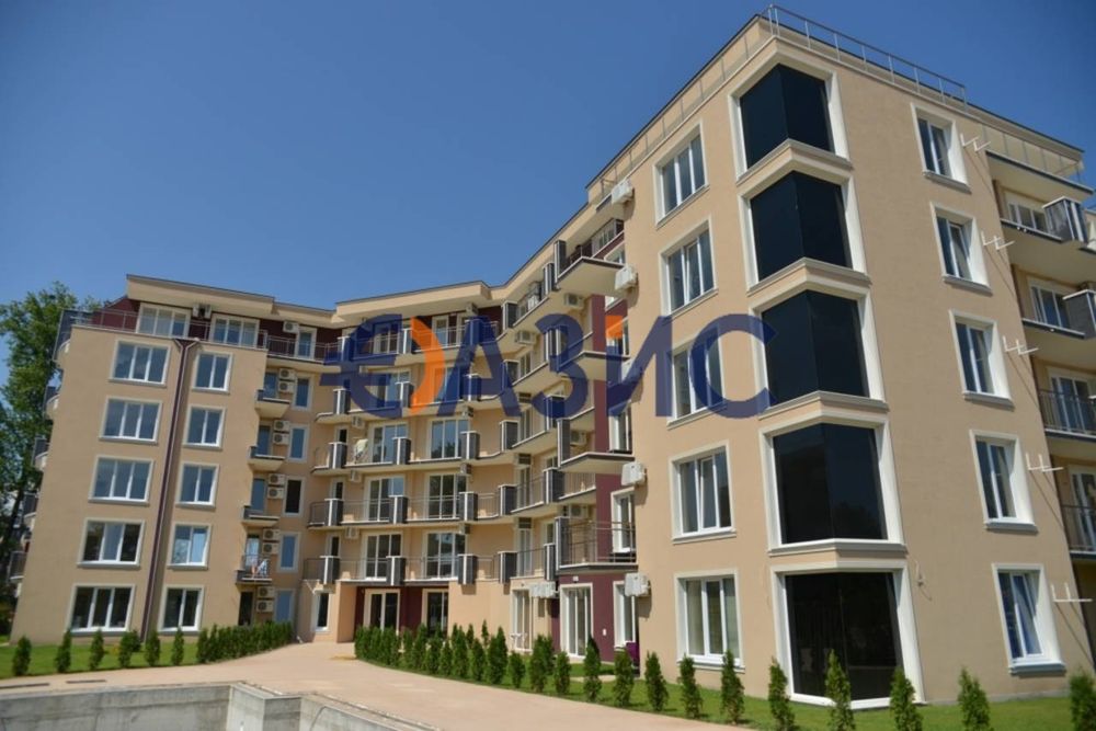 Продава се Едностаен апартамент в к.к. Слънчев бряг - 37 кв.м за 1322 €/кв.м - Снимка #12