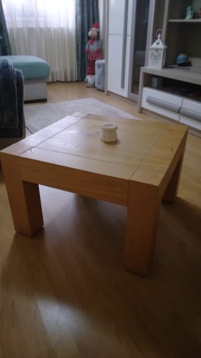 Masuta living de lemn