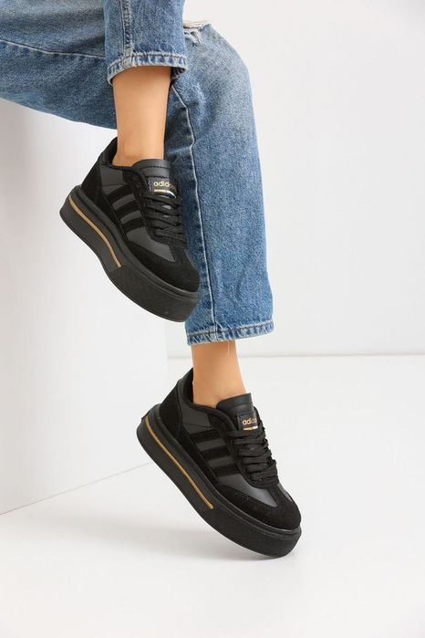 Adidasi dama diferite marimi