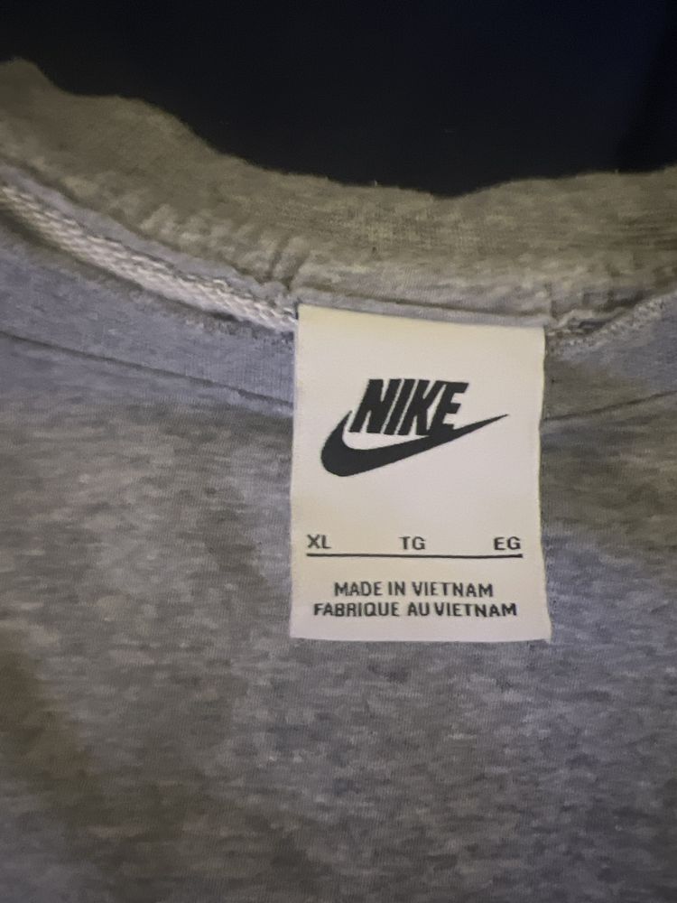 bluza nike gri marimea XL