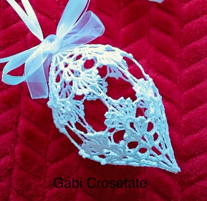 Globuri crosetate,pretul difera in functie de marime,model,pret pe buc