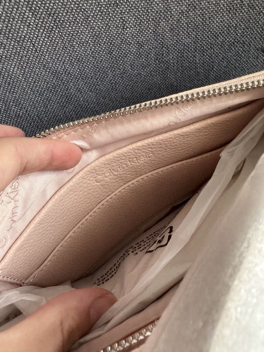 Calvin Klein нова оригинална чанта