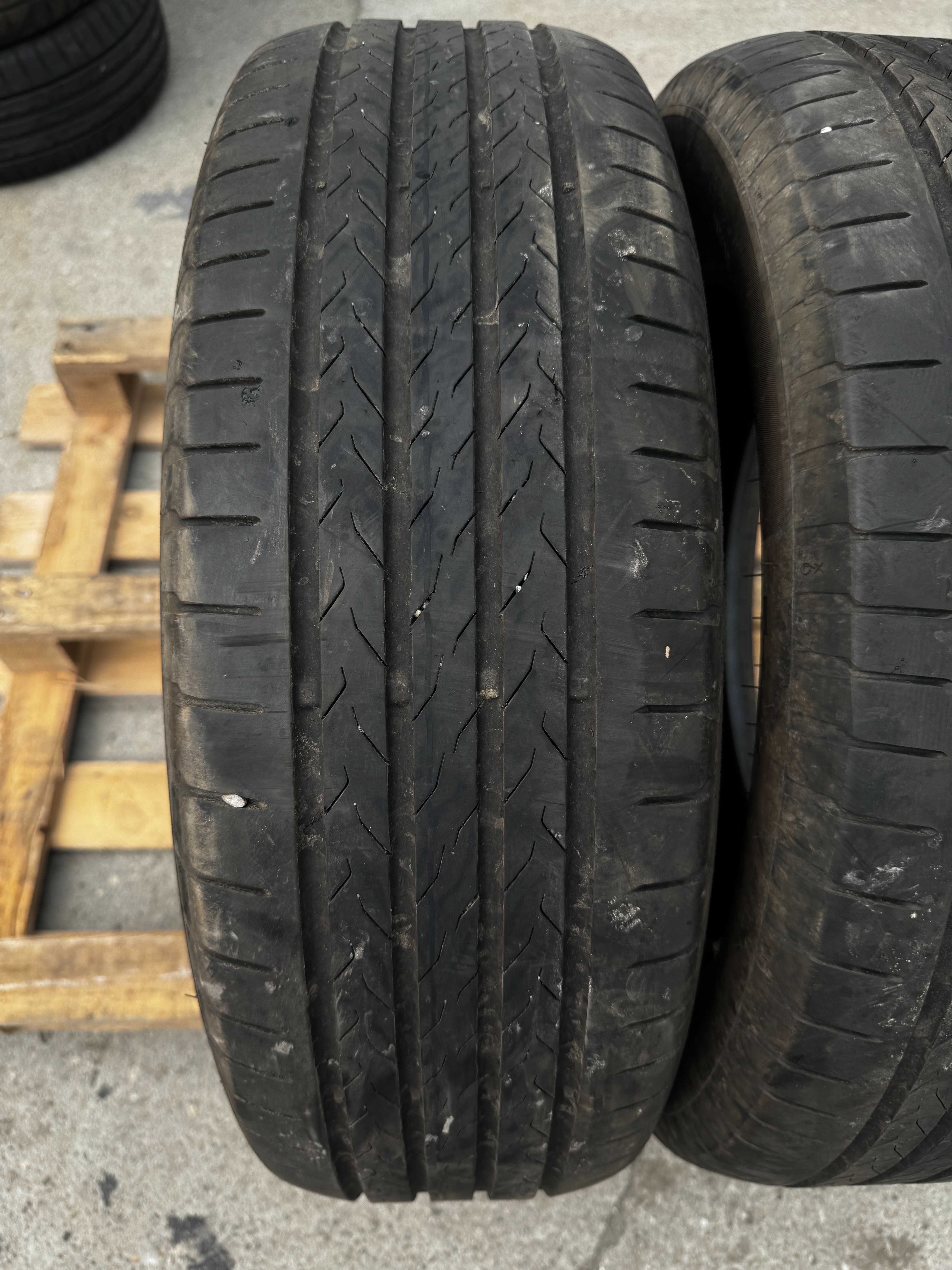 Anvelope 215/60R17 Comtinental Vara