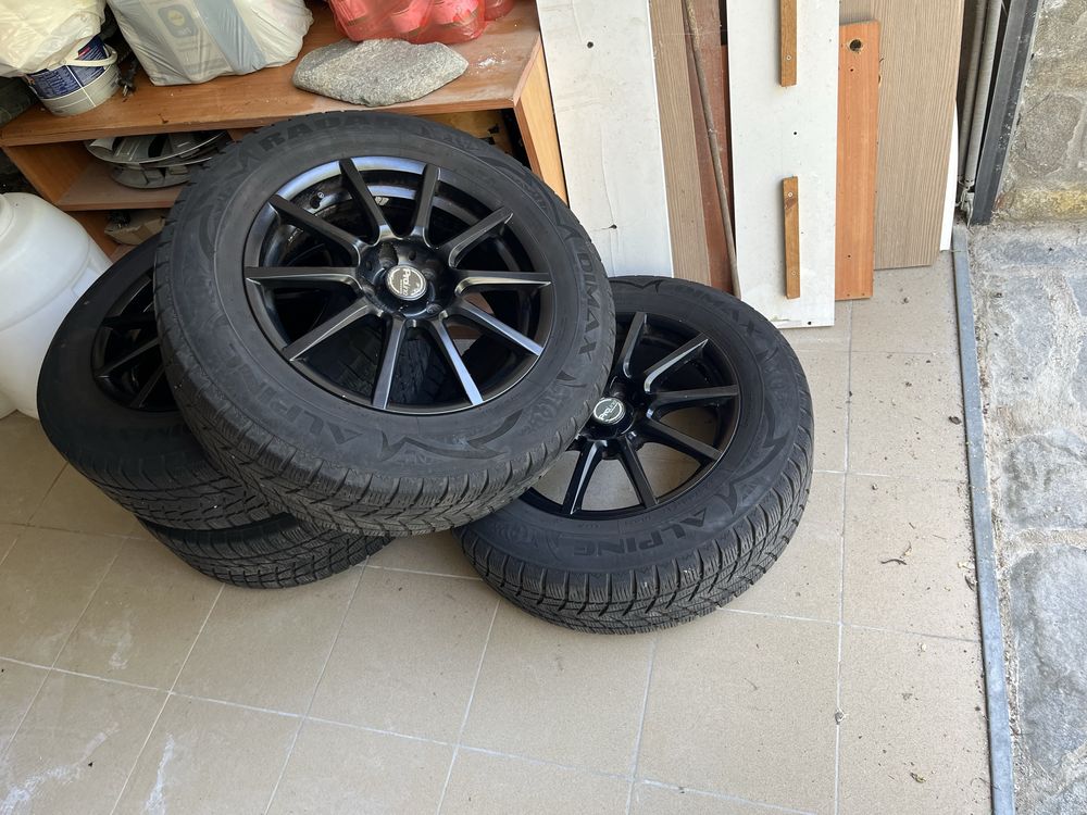 Продавам автомобил MazdaCX5