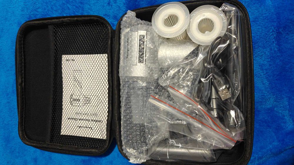 Мощна 4-в-1 Безжична Прахосмукачка 18000PA + 3 HEPA Филтъра