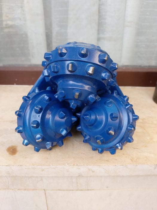 Сондажно триролково длето 142 мм