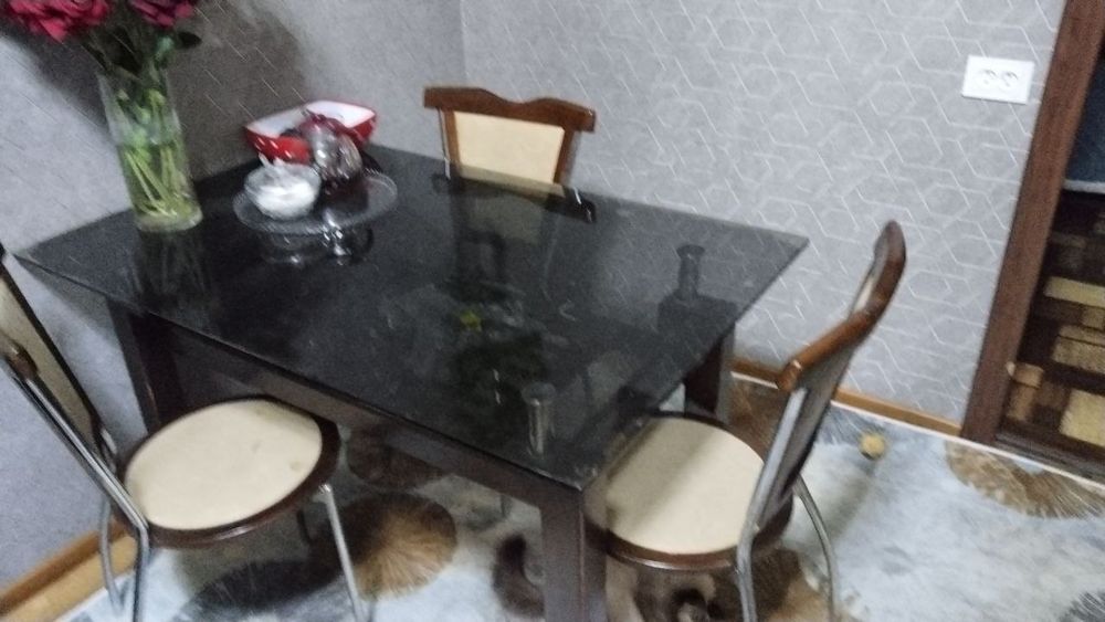 Обеденный столик