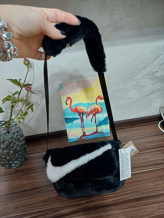 Дамска Чанта Nike W NSW futura 365 fx fur crossBODY