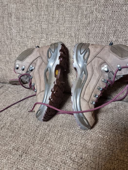 Ghete lowa renegande nr 40