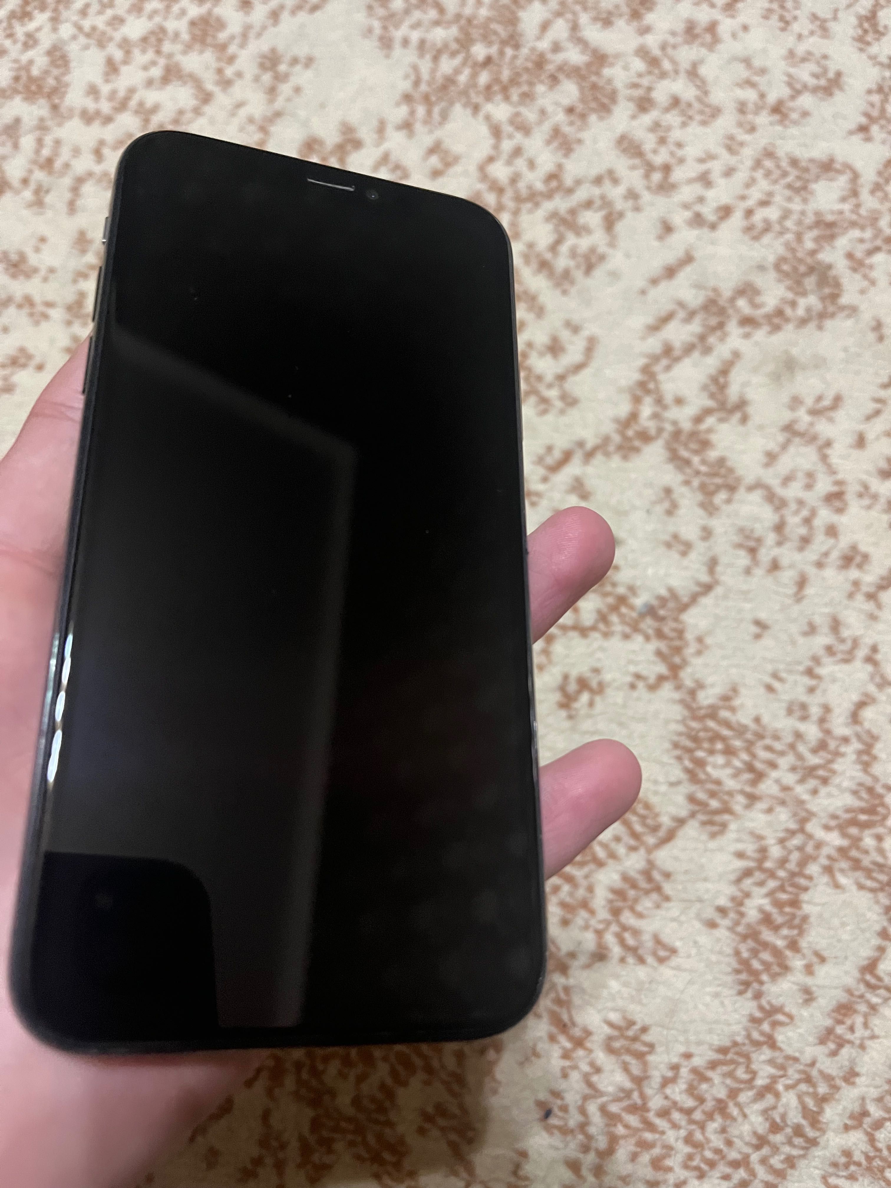 продаю iPhone x 256gb