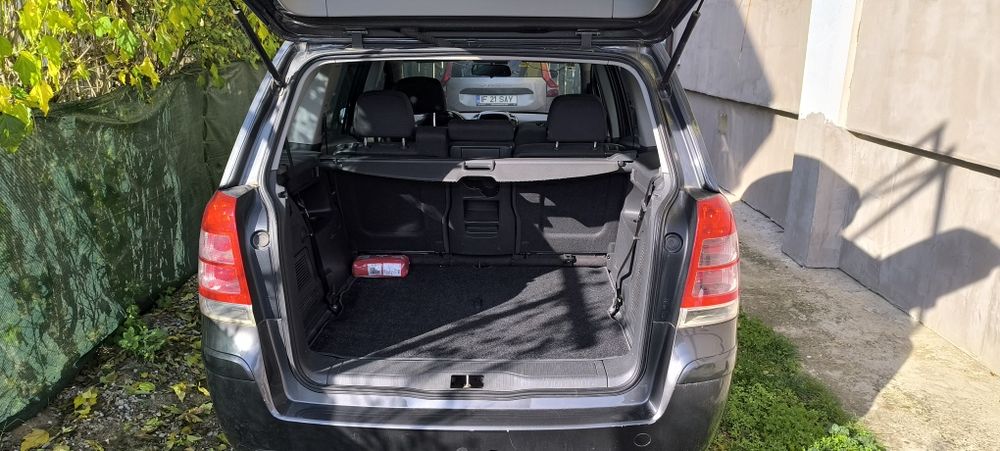 Opel Zafira B 1.7 CDTI 2010