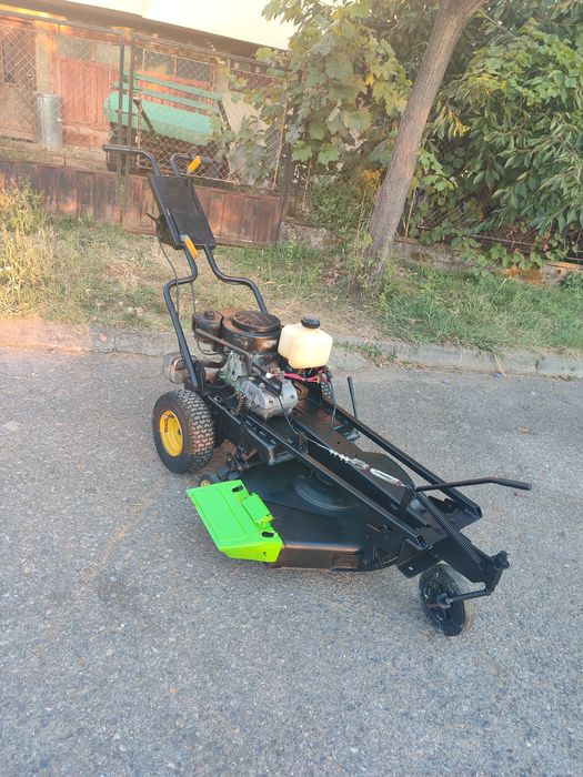 Косачка за висока трева Kawasaki