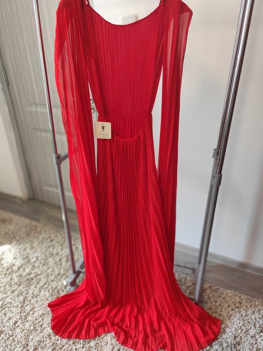Rochii noi elegante