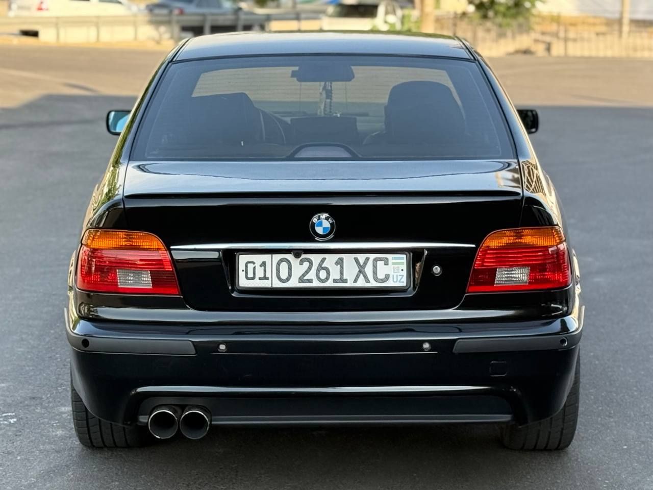 Легковая машина BMW