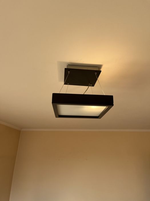 Lustra lemn 2 becuri