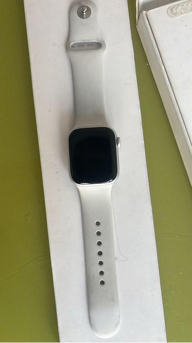 Смарт-часы Apple Watch Series 8 41 мм