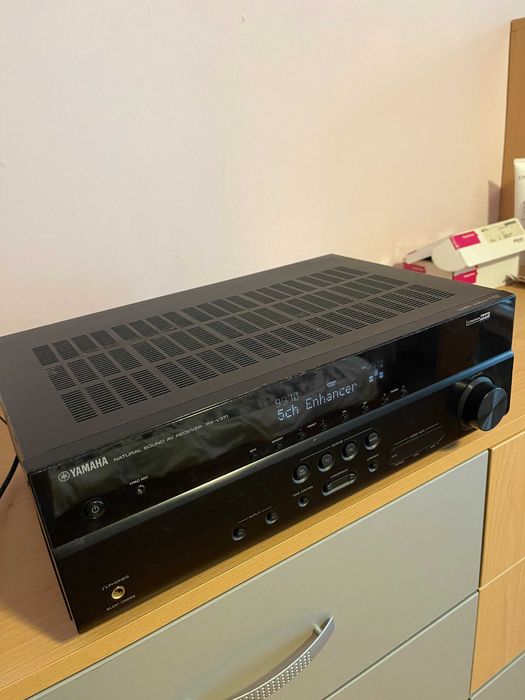 Ресивър Yamaha RX-V371