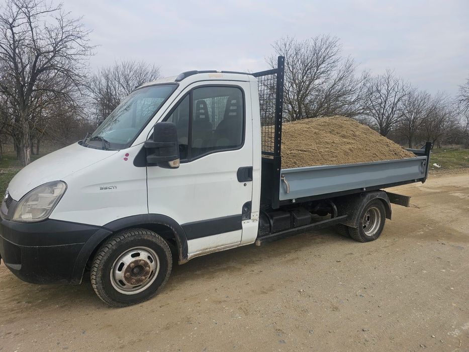 Închiriez autobasculanta 7,5 tone