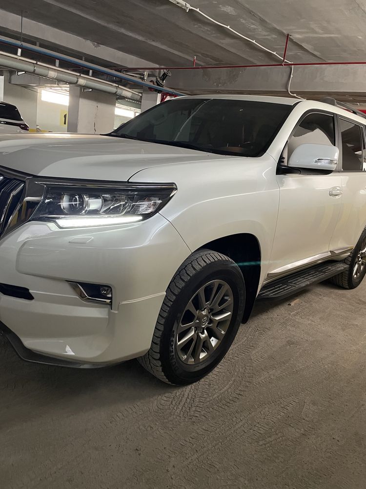 Toyota Land Cruzir Prado 150 sotiladi