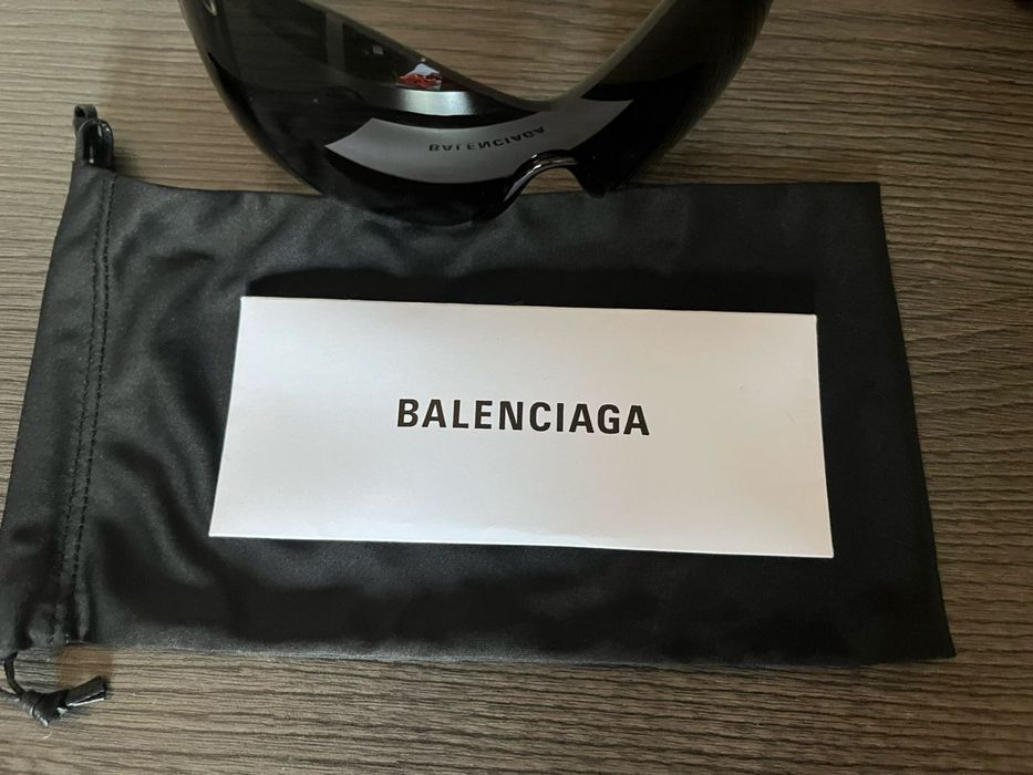 Очила Balenciaga